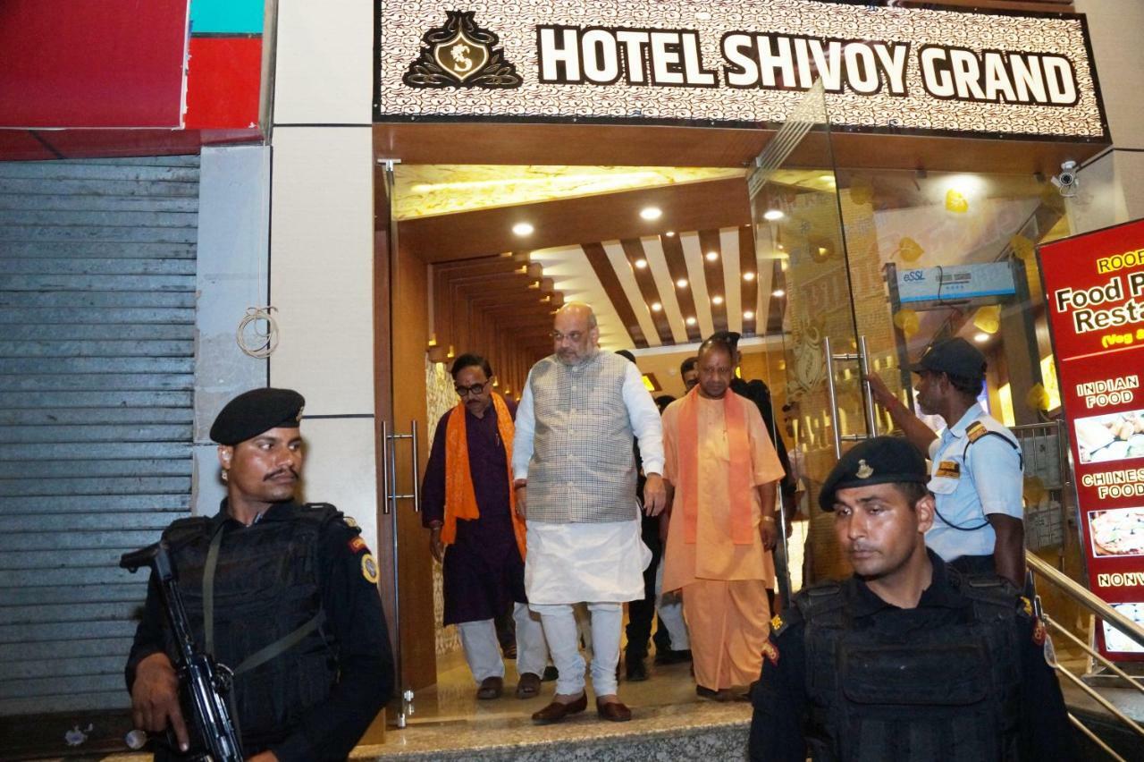 Hotel Shivoy Grand Varanasi Exterior photo